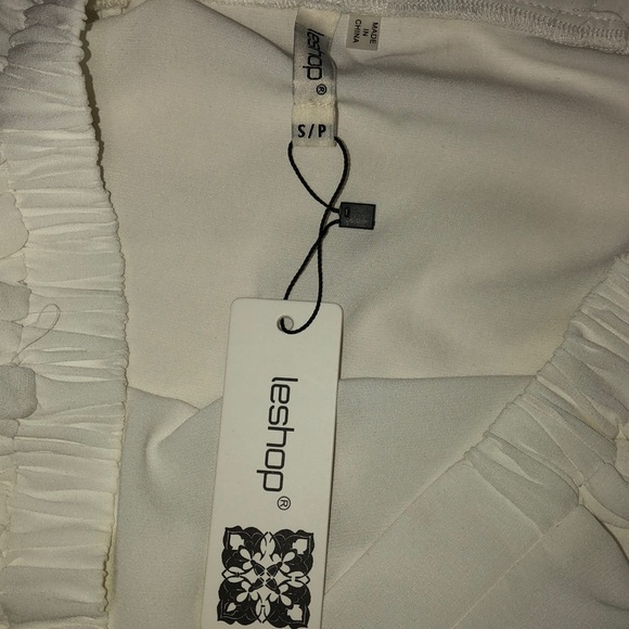 Never worn - Picture 2 of 2